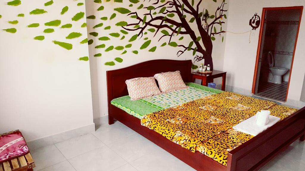 Little Home Hostel Vinh Hai Exterior photo